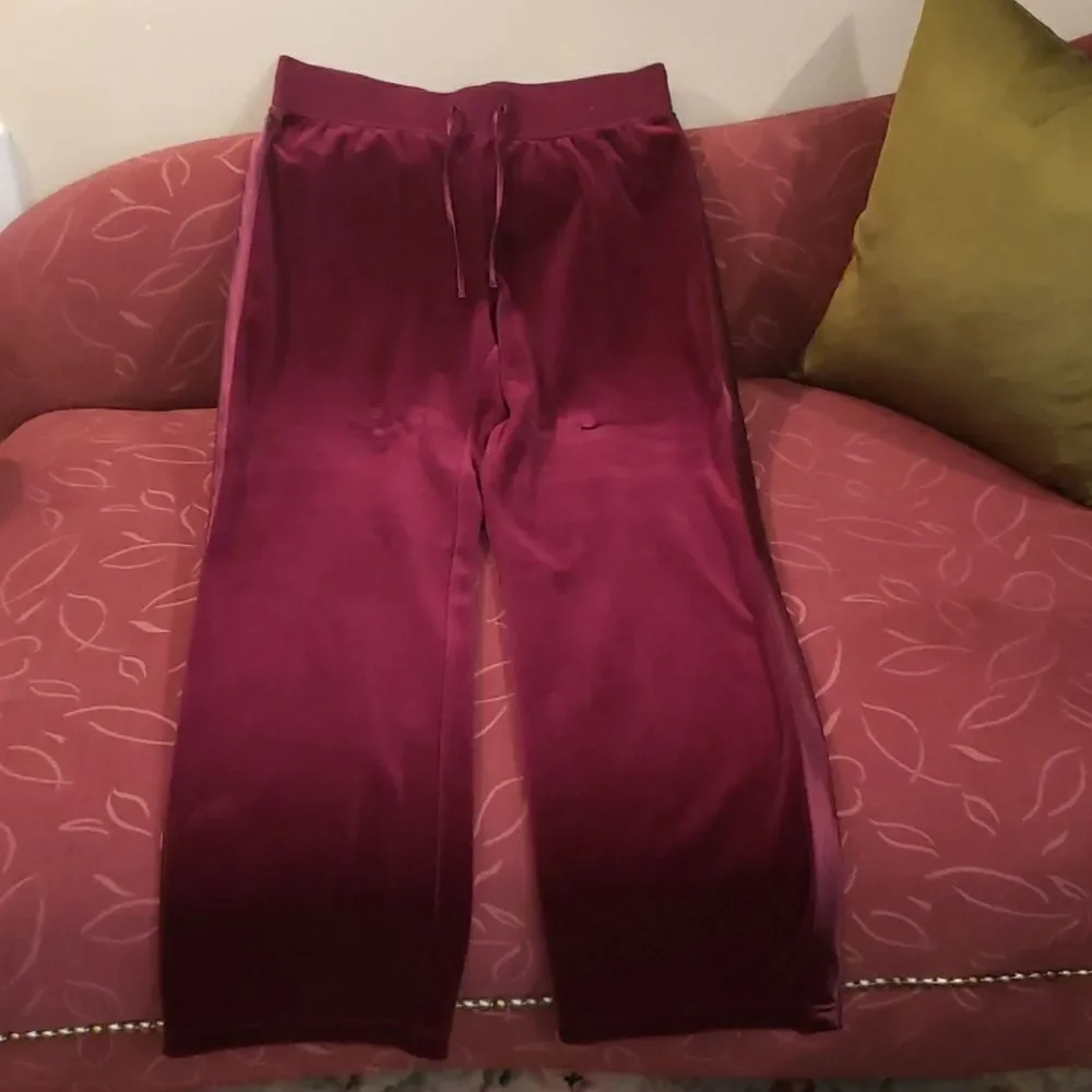 SJB Active Jogger Maroon Pants